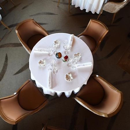 Niederschaeffolsheim Logis Hotel Restaurant Au Boeuf Rouge מראה חיצוני תמונה