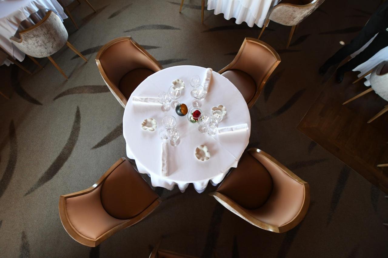 Niederschaeffolsheim Logis Hotel Restaurant Au Boeuf Rouge מראה חיצוני תמונה